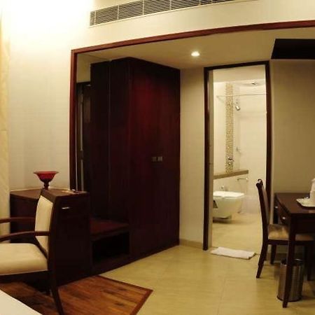 Lotus Park Hotel Bangalore Luaran gambar