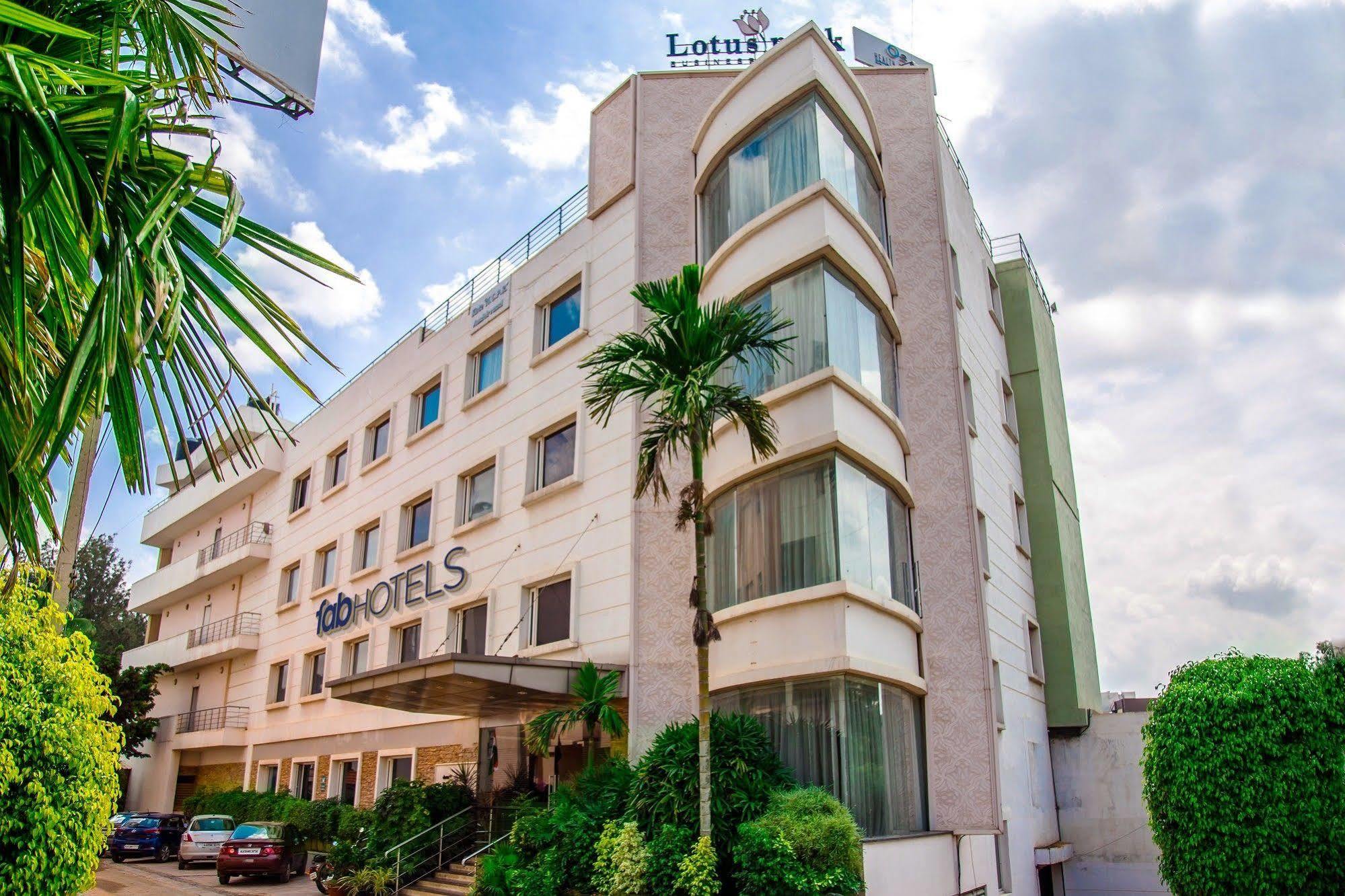 Lotus Park Hotel Bangalore Luaran gambar