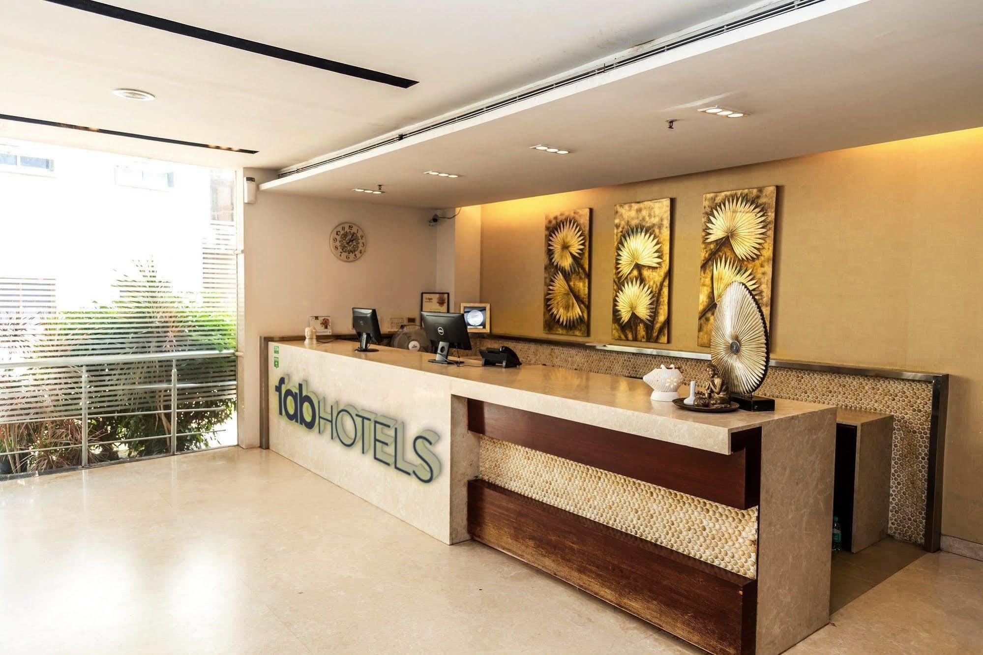 Lotus Park Hotel Bangalore Luaran gambar