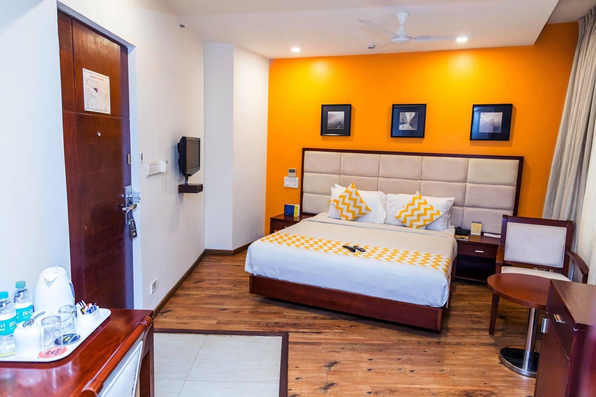 Lotus Park Hotel Bangalore Luaran gambar