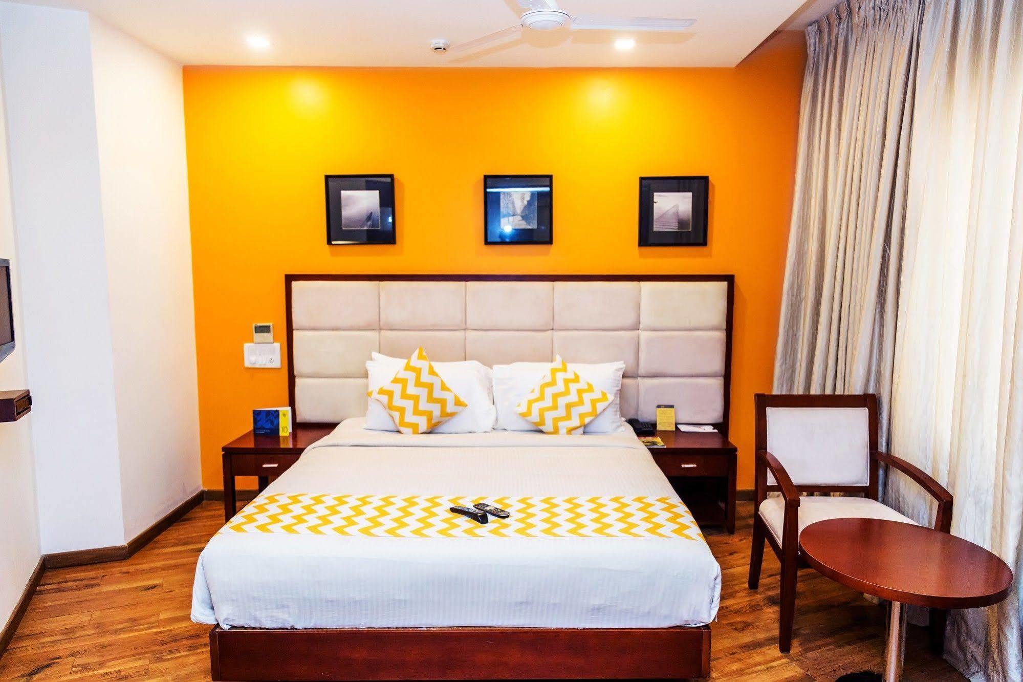 Lotus Park Hotel Bangalore Luaran gambar