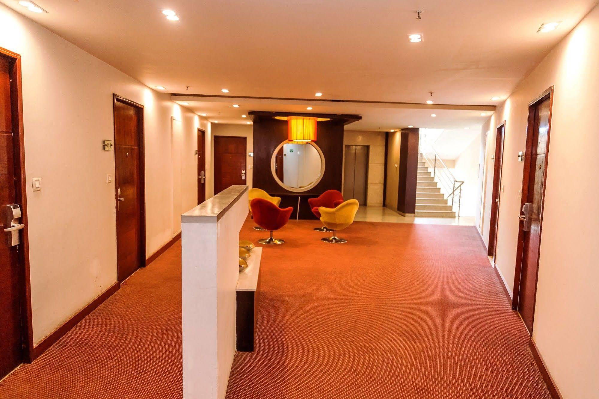 Lotus Park Hotel Bangalore Luaran gambar